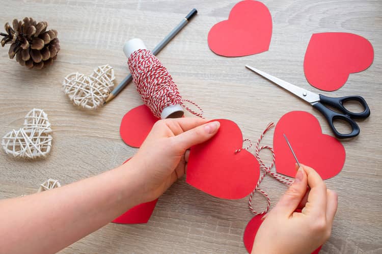 Výroba valentínskej girlandy