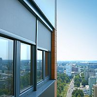 Screenové rolety: Vonkajšie tienenie nielen na terasu