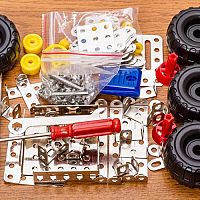 Stavebnica Merkur: Najpredávanejší typ nielen pre chlapcov