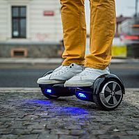 Hoverboard pre deti aj dospelých. Poradíme, ako vybrať kolonožku