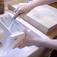 Ako sa zbaviť zápachu z práčky alebo umývačky