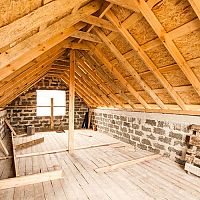 Ako znížiť teplotu pod strechou v podkroví