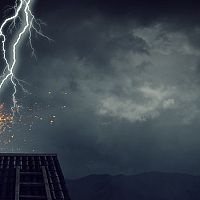 Ako chrániť domáce spotrebiče pri búrke?