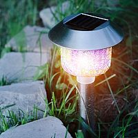 Ako vybrať solárne osvetlenie do záhrady?