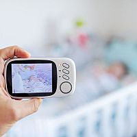 Najlepší monitor dychu na plienku do kočíka. Ako ho zapojiť, dokedy používať?