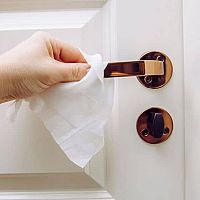 Údržba interierových dverí, kľučiek a zárubní – návod