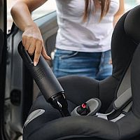 Čím vyčistiť auto, ako vyčistiť škvrny na autosedačke? Rozhodujúci je materiál