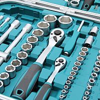 Kvalitné gola sady ponúka Proxxon, Makita, Narex i Geko. Malá ani veľka gola sada nestoja veľa