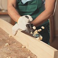 Ručný alebo elektrický hoblík na drevo? Ako vybrať, recenzie. Obľúbené sú Makita, Bosch, ale aj Parkside