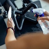 Starostlivosť o domáce stroje na cvičenie (eliptický trenažér, bežecký pás, rotoped, veslovací trenažér)